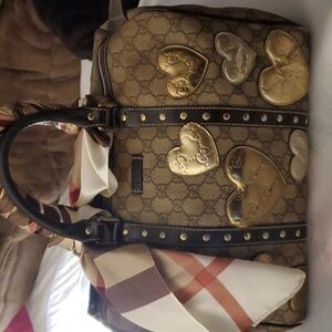 AUTHENTIC GUCCI HANDBAG